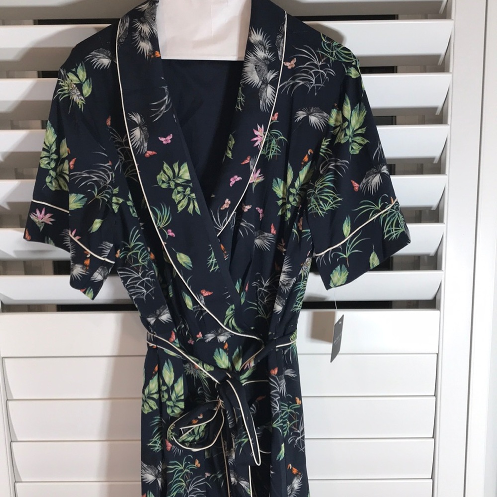 Rachael Roy belted short sleeve flower 🌺 dress